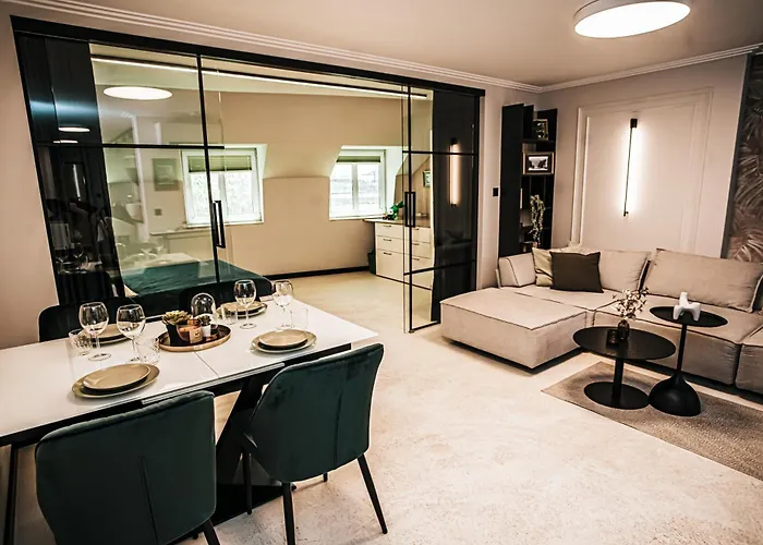 公寓 The Loft - Parking - Washer&dryer - Port View - Balcony *